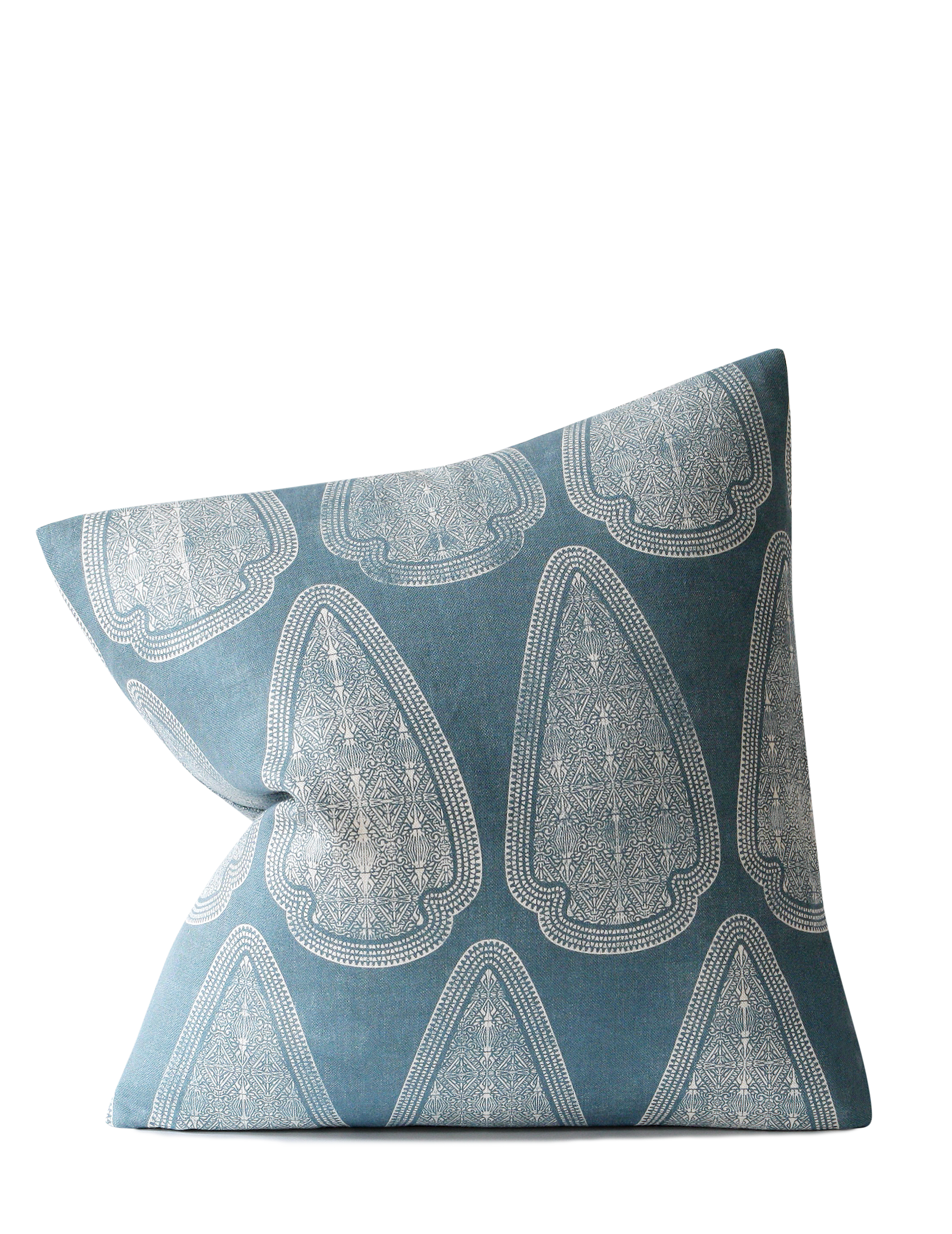 Artemis Pillow / Lake Natural