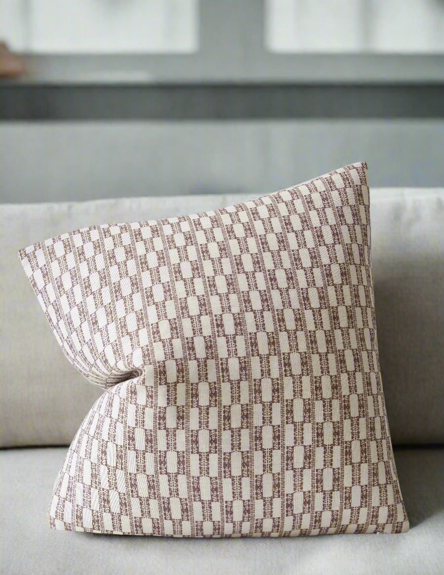 Chekka Pillow / Brick
